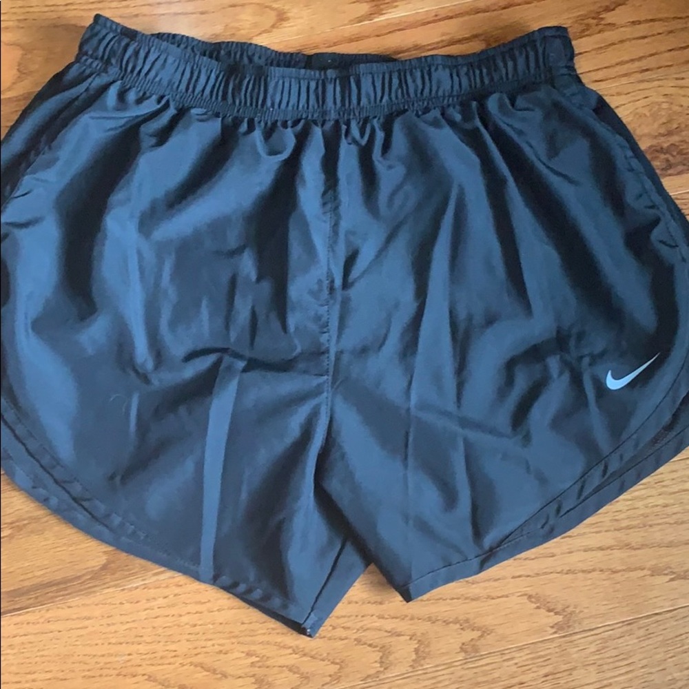 All black nike shorts
